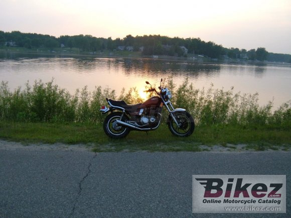 1982 Yamaha XJ 550 photo